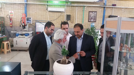 بازدید ریاست دانشگاه جامع علمی-کاربردی استان فارس از مرکز علمی کاربردی افزار کیمیای فارس