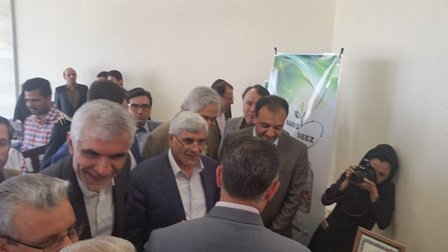 حضور ریاست دانشگاه جامع علمی کاربردی واحد فارس در نشست فعالان حوزه علم وفناوری و شرکتهای دانش بنیان استان فارس 