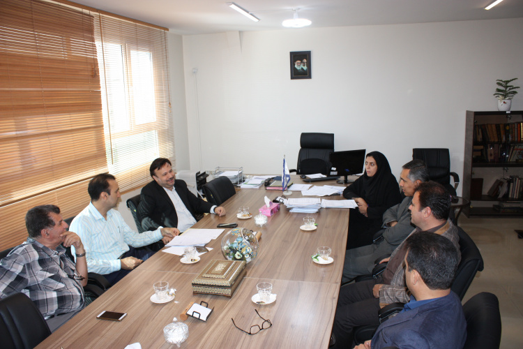 هفتمین جلسه کمیسیون موارد خاص سال ۹۷ دانشگاه جامع علمی کاربردی استان فارس برگزار گردید.