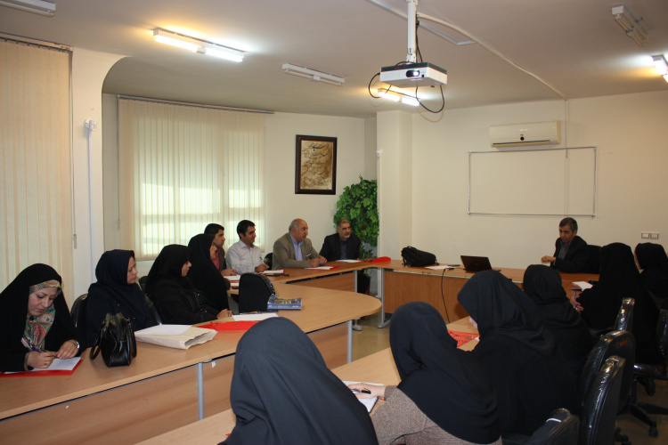 کارگاه فنون کاربردی مشاوره با رویکرد محیط های دانشجویی ویژه مشاوران کانون های مشاوره مراکز آموزش علمی کاربردی استان فارس برگزار شد