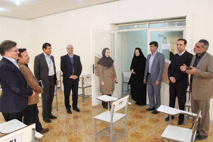 بازدید دکتر حبیب دانش منش؛ سرپرست واحد استانی فارس از محل برگزاری امتحانات پایان ترم تحصیلی دانشجویان