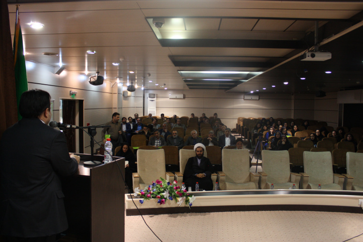 اولین طرح ضیافت اندیشه استادان۱ در دانشگاه علمی کاربردی استان فارس برگزار شد