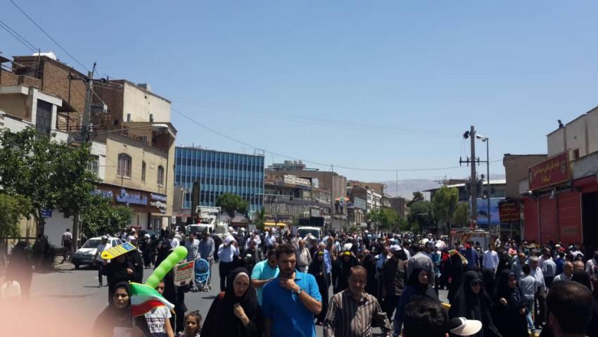 حضور دانشگاهیان دانشگاه علمی کا ربردی استان فارس در راهپیمایی روز جهانی قدس