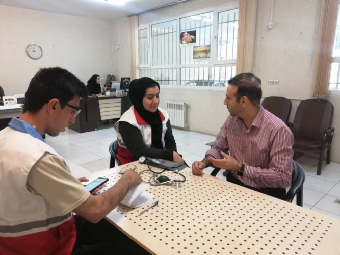 طرح بسیج ملی کنتر ل فشار خون در دانشگاه علمی کاربردی استان فارس اجرا شد