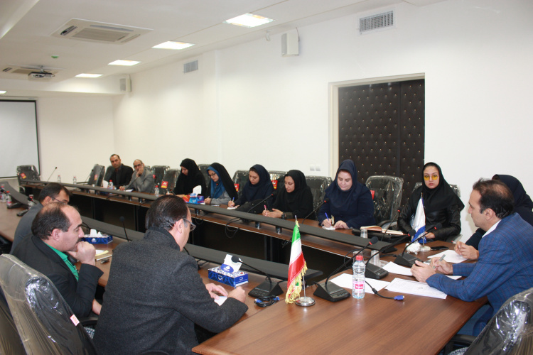 نشست هم اندیشی و هماهنگی شرکت در  نوزدهمین نمایشگاه هفته پژوهش و فناوری دانشگاهها و پنجمین نمایشگاه اشتغال و کارآفرینی دانشگاه  علمی کاربردی استان فارس برگزار شد