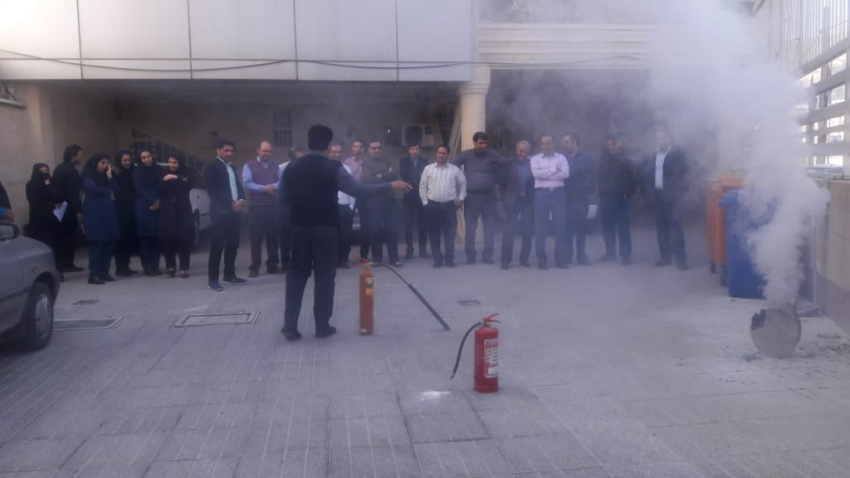 برگزاری کارگاه آموزشی اطفاء حریق و آشنایی با سیستم های آتش نشانی