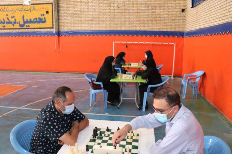 برگزاری مسابقات ورزشی بین کارکنان و مدرسان مراکز آموزش عملی کاربردی استان فارس به مناسبت بیست و نهمین سالروز تأسیس دانشگاه جامع علمی کاربردی