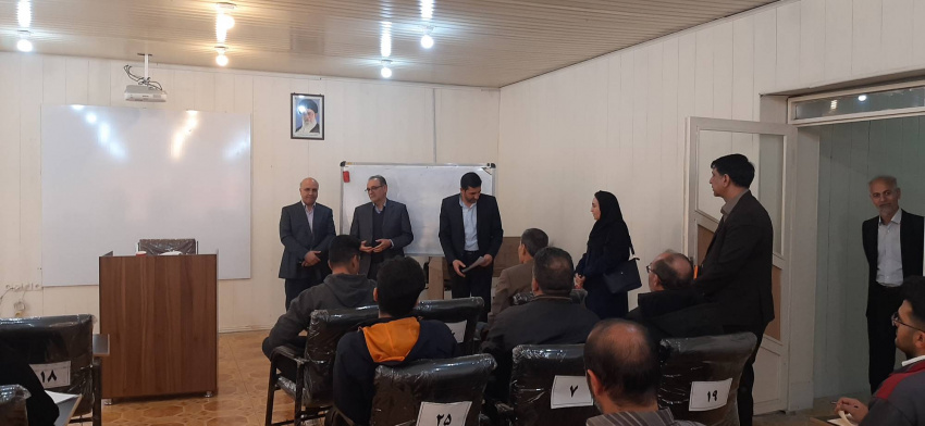 بازدید رئیس دانشگاه جامع علمی کاربردی استان فارس از مراکز آموزشی غدیر، شرکت ساختمان و نصب صنایع پتروشیمی و فرماندهی انتظامی استان فارس