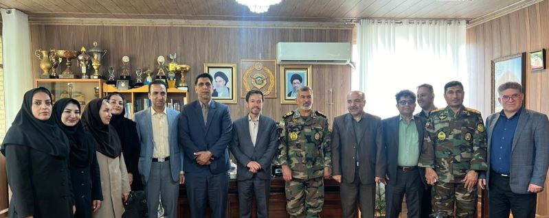 در بازدید از مرکز آموزش علمی کاربردی پیاده نزاجا انجام شد؛ دیدار سرپرست و کارکنان دانشگاه جامع علمی کاربردی فارس با امیر فرماندهی ارشد نظامی اجا در استان های فارس و کهکیلویه و بویر احمد و مرکز آموزش علوم و‌فنون نزاجا