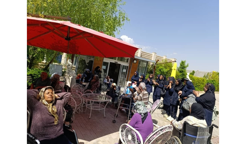 برگزاری تور علمی برای دانش‌آموزان هنرستان فیض در مرکز آموزش علمی کاربردی سلامت دهکده سبز